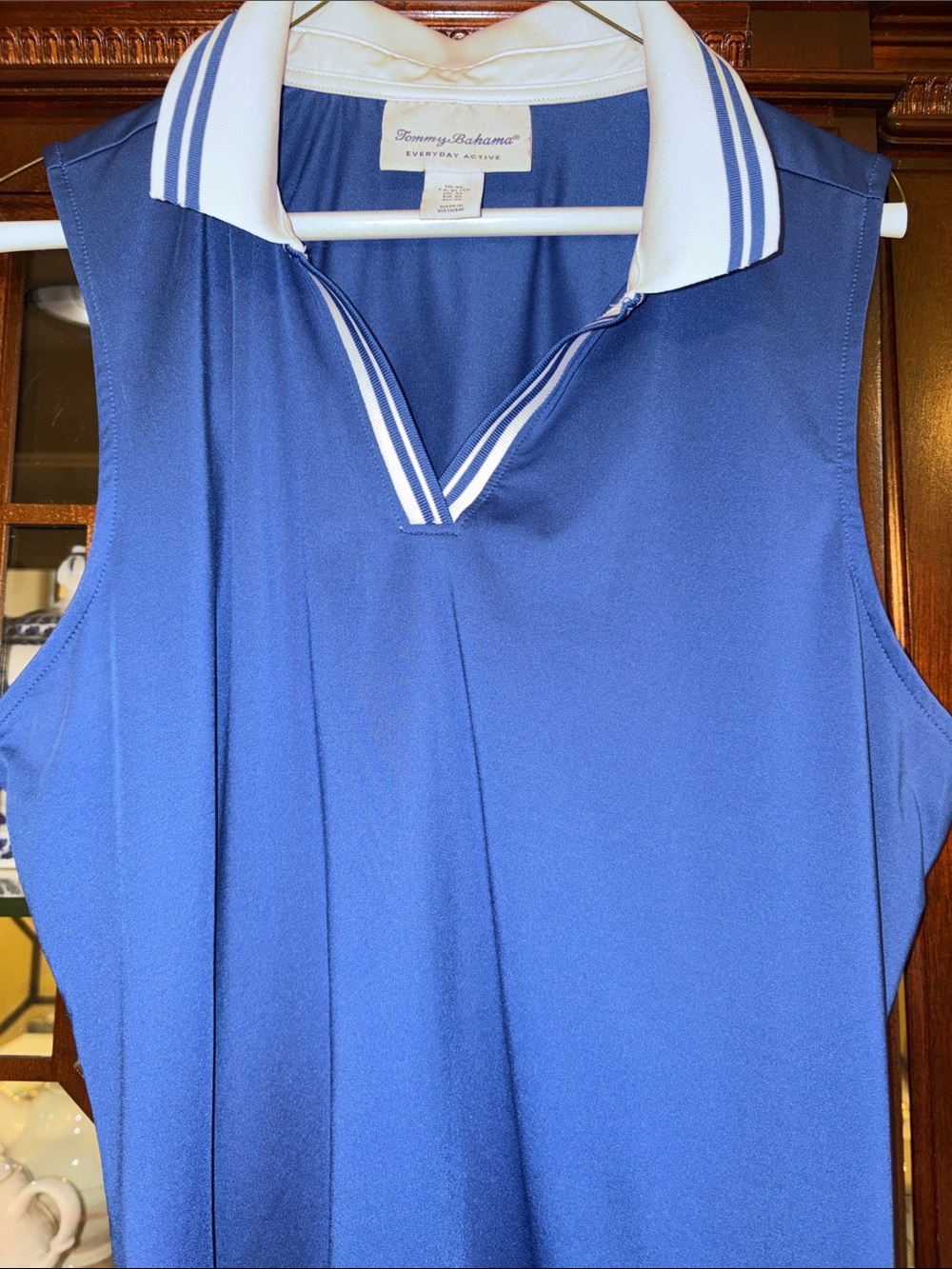 Tommy Bahama Women's Sleeveless Polo Top - Blue